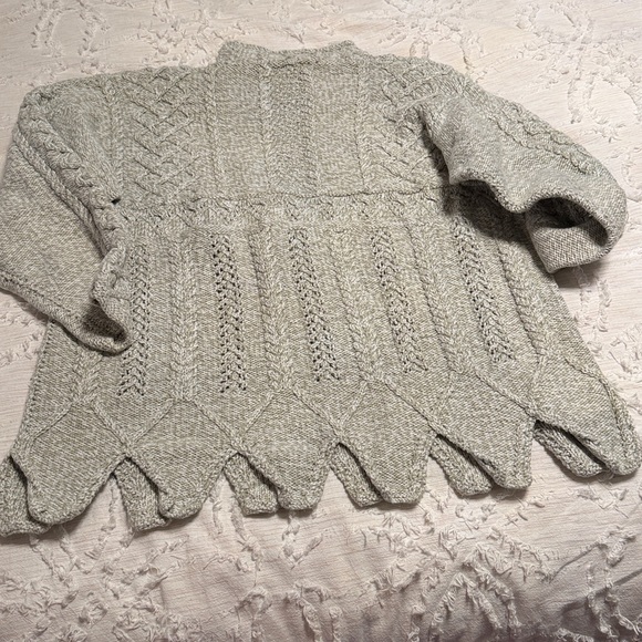 Tivoli Cream Knit Sweater - Picture 7 of 8